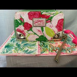 NWOT Lilly Pulitzer Originals Wristlet Wallet